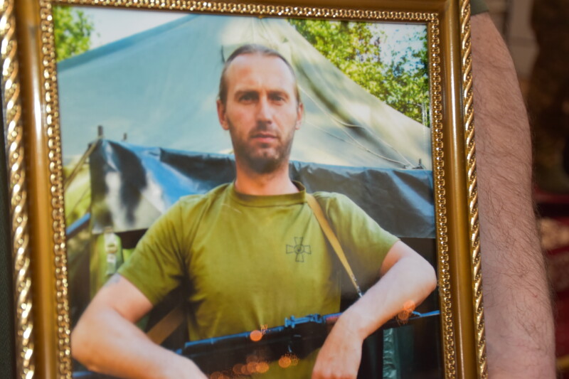 Загинули понад рік тому: у Луцьку попрощалися з двома Героями Андрієм Кравчуком та Романом Смалем