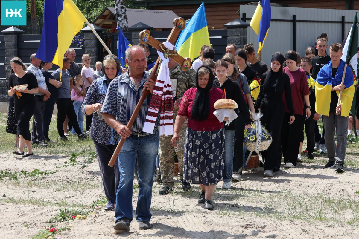 Загинув понад рік тому: на Волині поховали Героя Василя Душенка