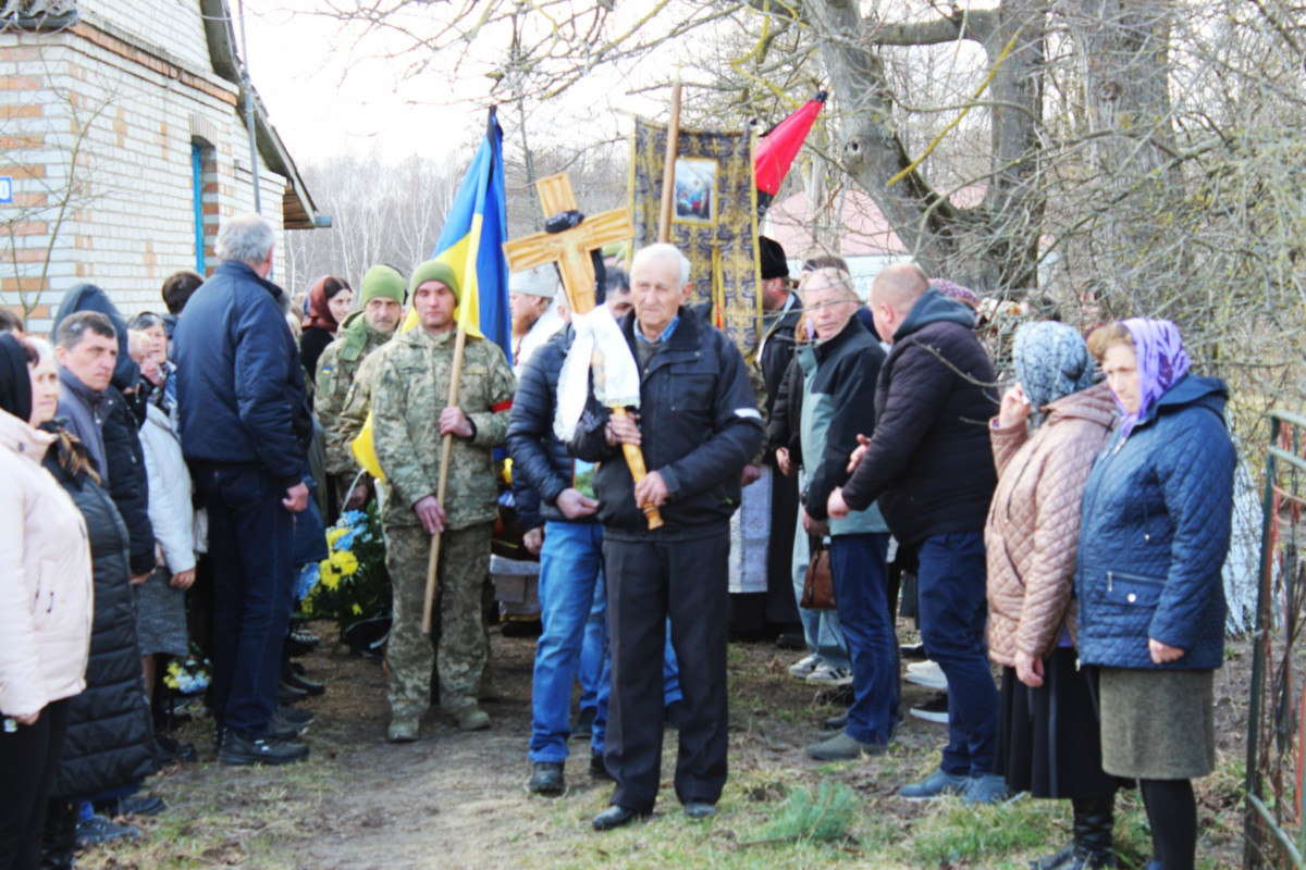 Півтора року невідомості: на Волині попрощалися із загиблим на Курщині Валентином Волошиним