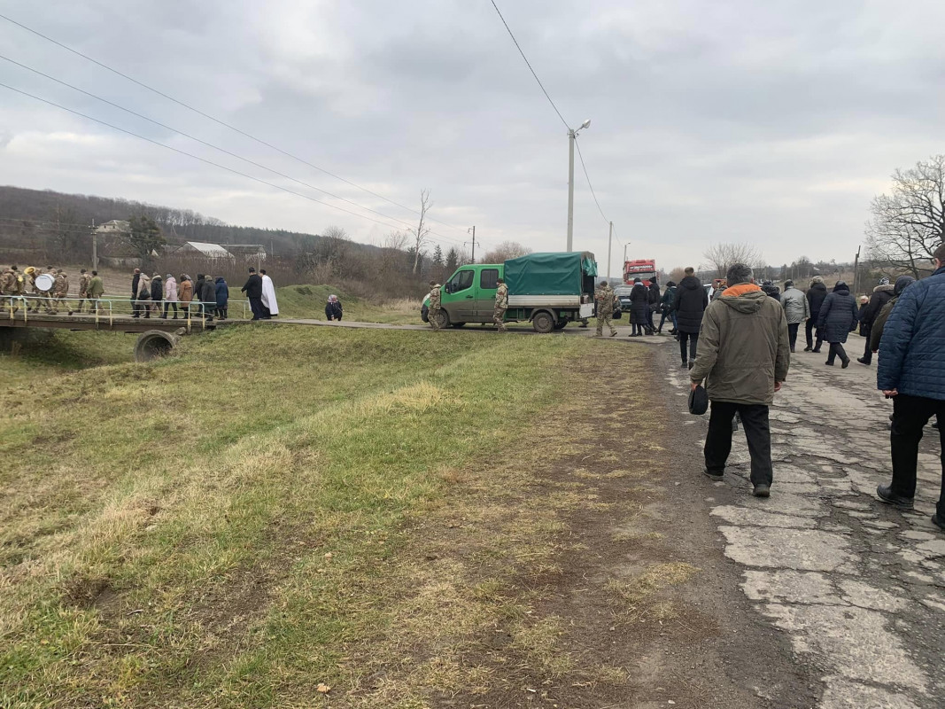 Громада на Волині провела в останню путь Героя Василя Залевського