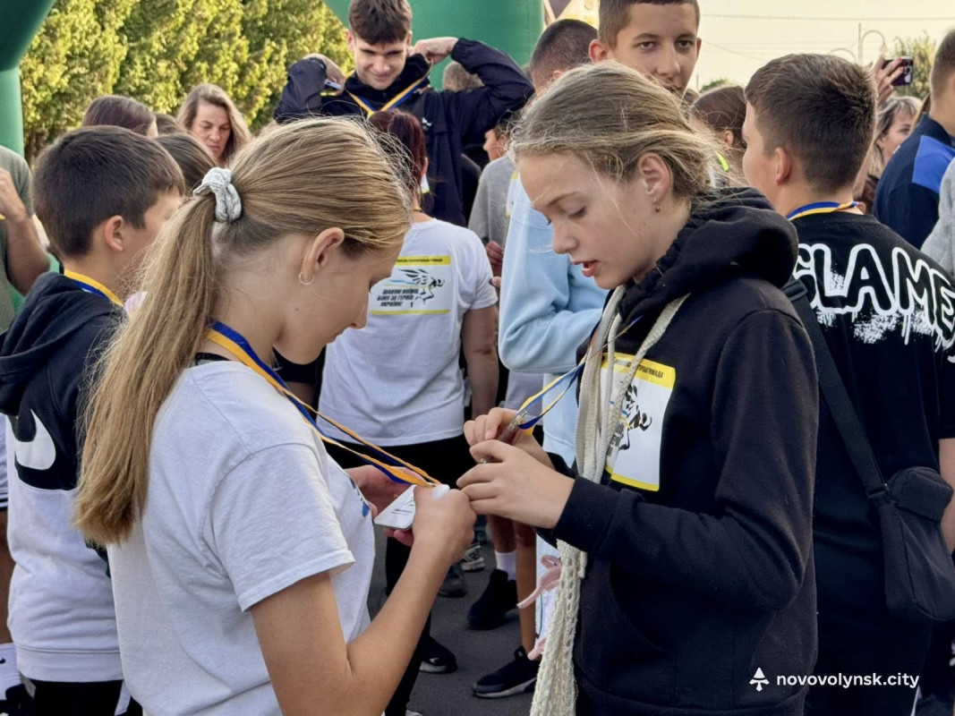 «Шаную воїнів, біжу за героїв України»: у місті на Волині на благодійному заході зібрали гроші для ЗСУ