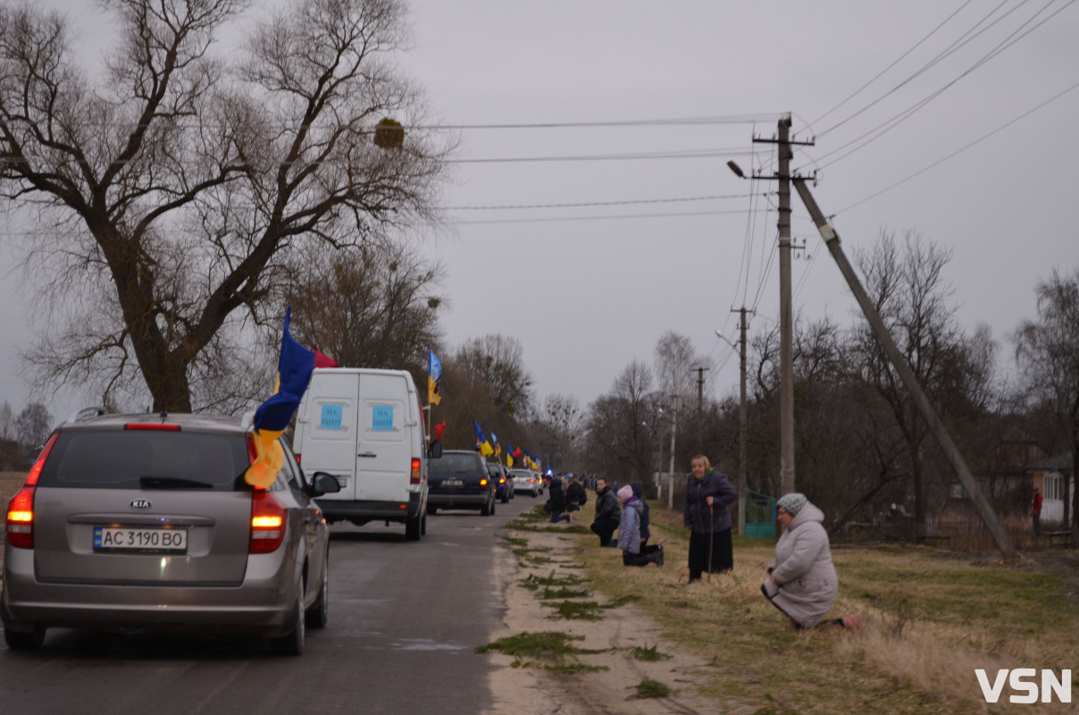 І небо плакало за ним: «на щиті» повернувся додому 23-річний Герой з Волині Віталій Забродський