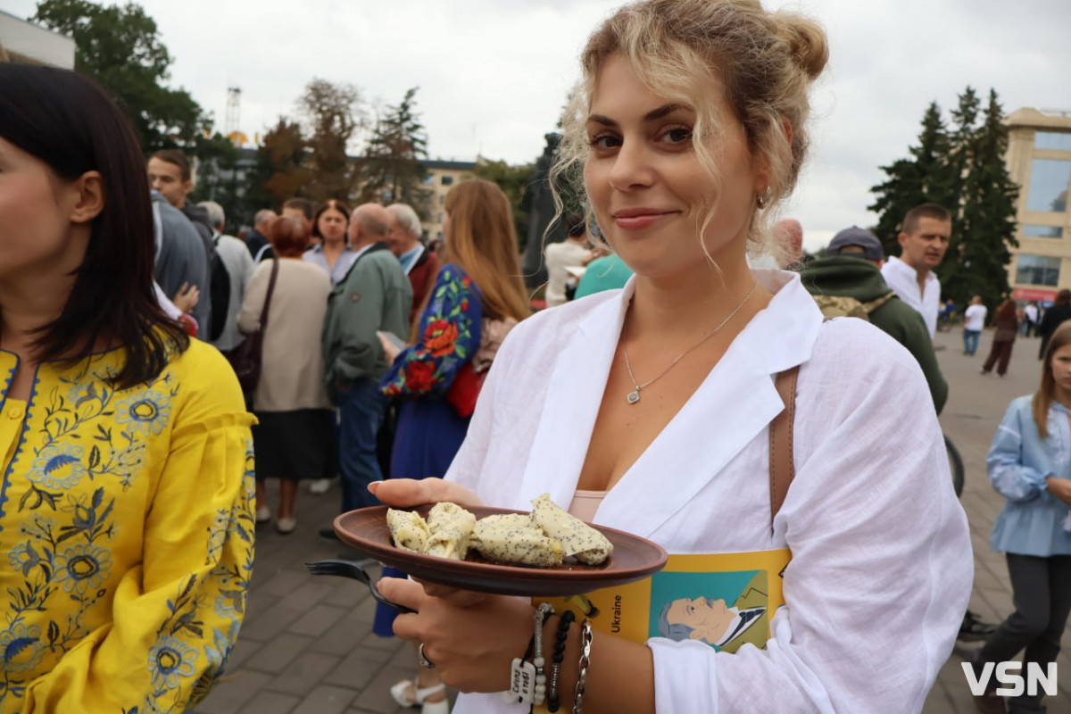 Понад 5 тисяч лучан пригостив MULTI COOK на День міста