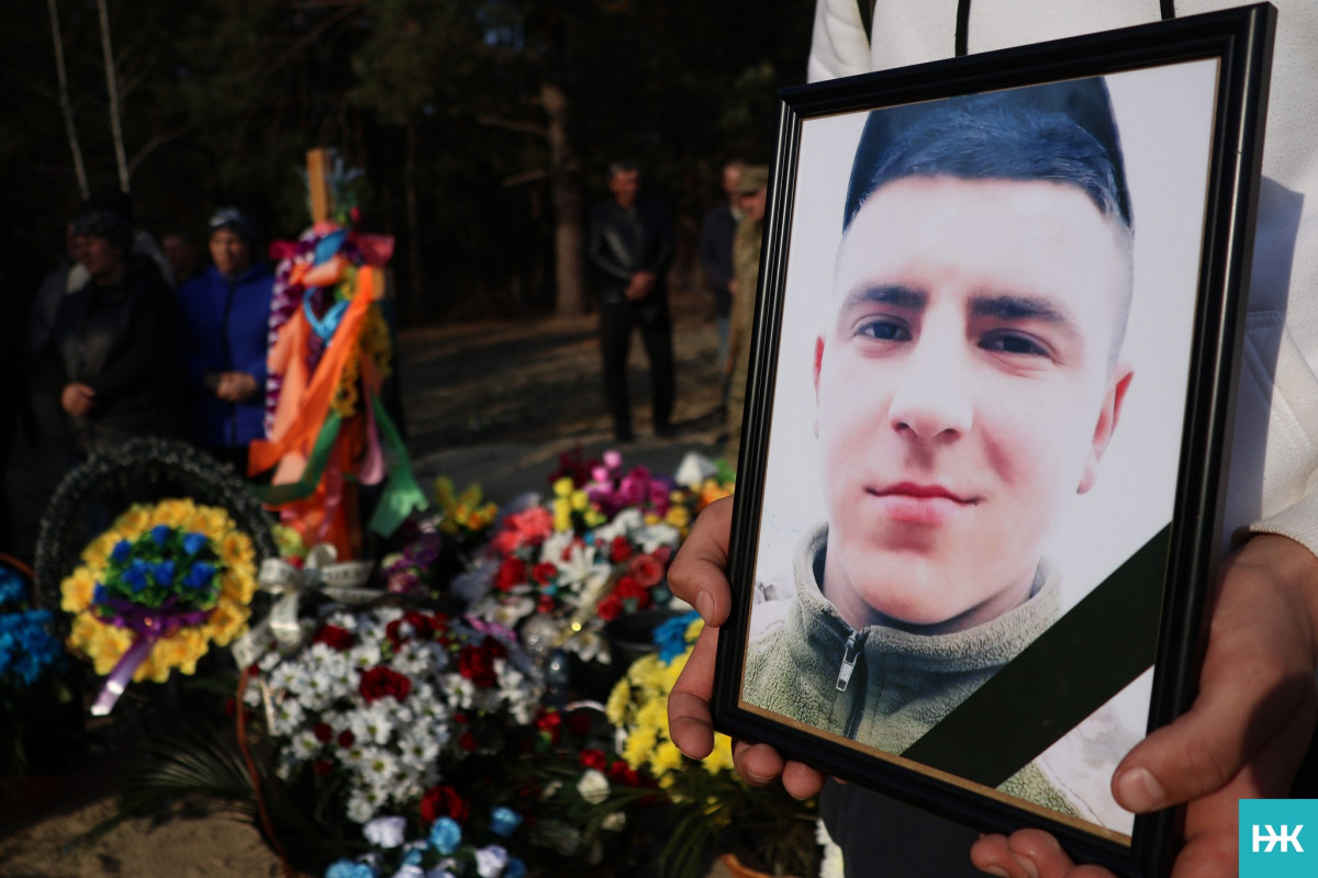 Війна забрала ще одне молоде життя: на Волині попрощалися із захисником Богданом Дідиком