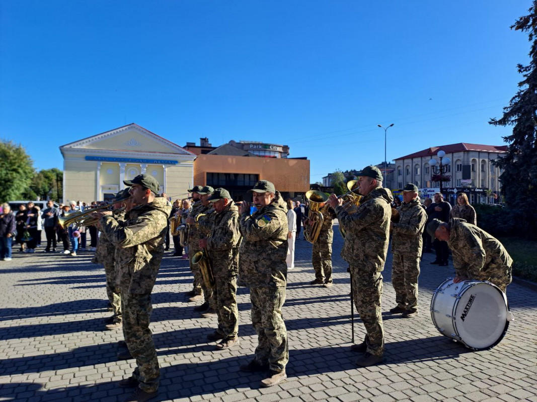 Лікарі боролися за його життя. Але, на жаль, урятувати не вдалося: на Волині попрощалися з Героєм Ігорем Гембицьким