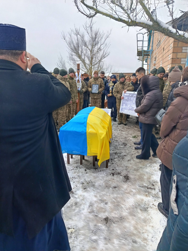 Назавжди 23: на Волині попрощалися з поліцейською Вікторією Шпилькою, яка загинула внаслідок теракту у Львові