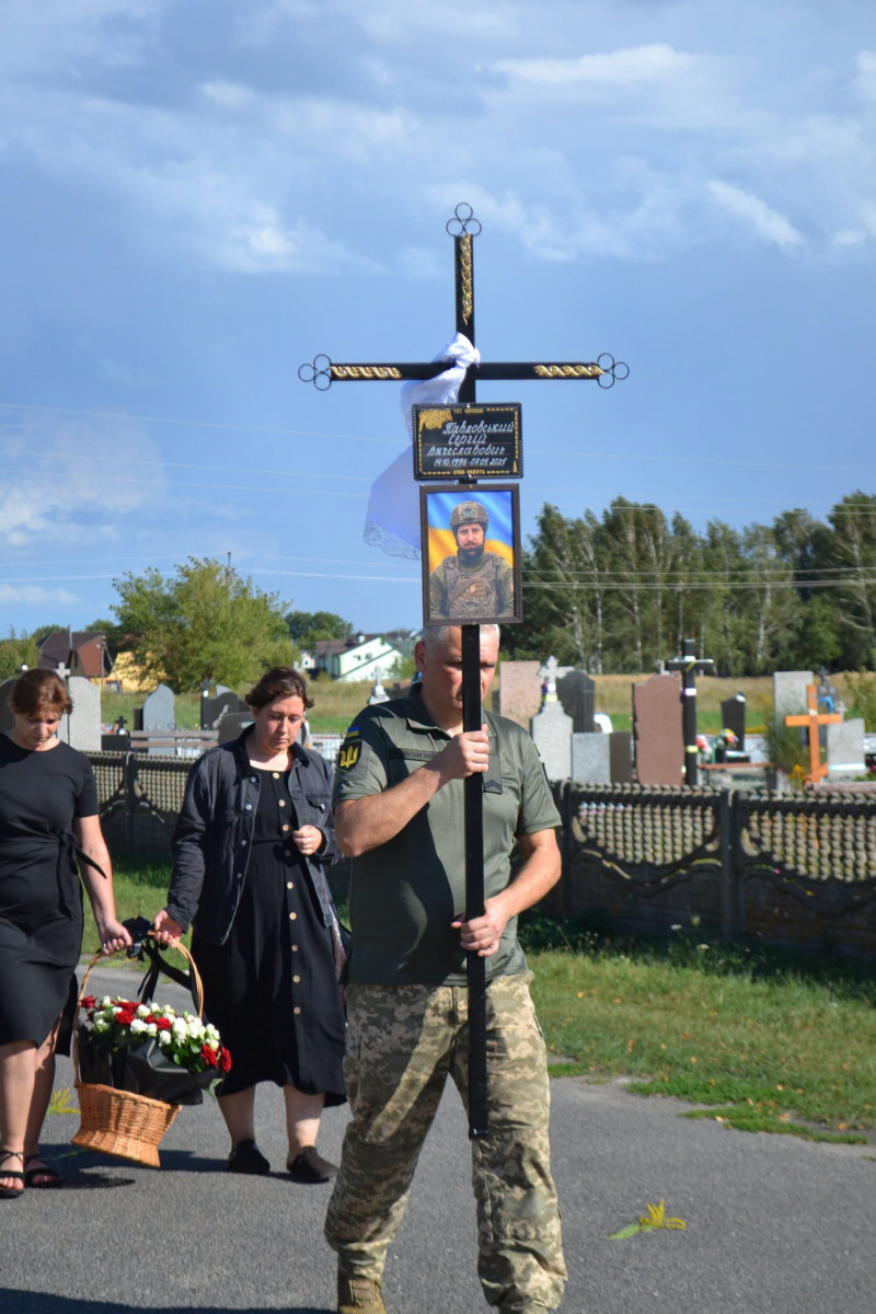 Понад рік вважався зниклим безвісти: на Волині поховали Героя Сергія Павловського