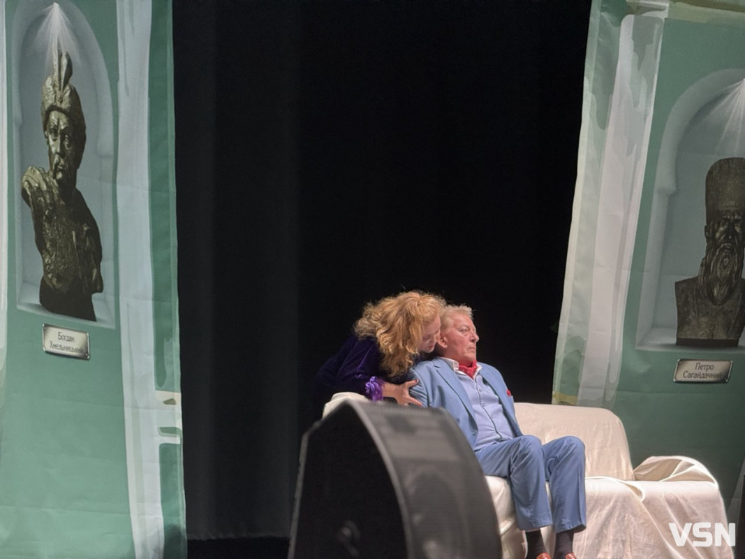 Комедія «Перевертень» у Луцьку: як минув театральний вечір