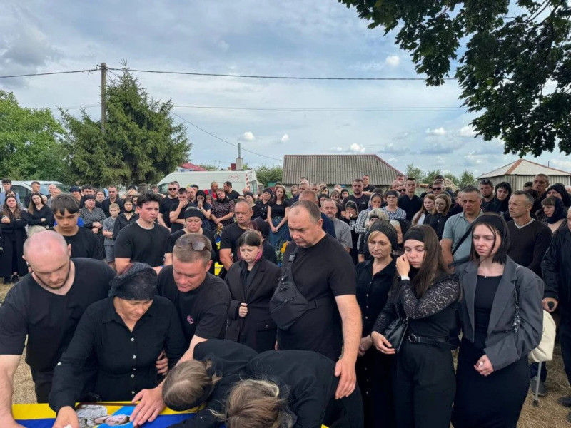 На Волині поховали 25-річного Героя Артура Фринаса