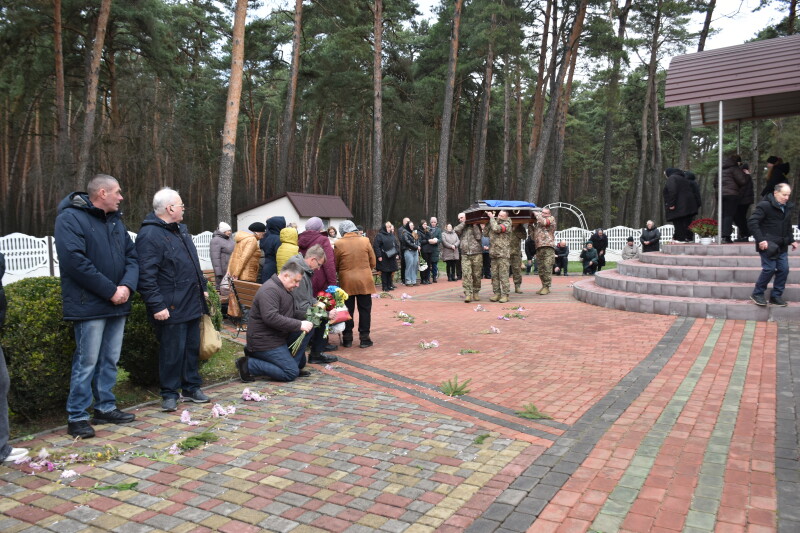 Загинув понад рік тому: у Луцькій громаді поховали 27-річного захисника Олександра Філіпчука