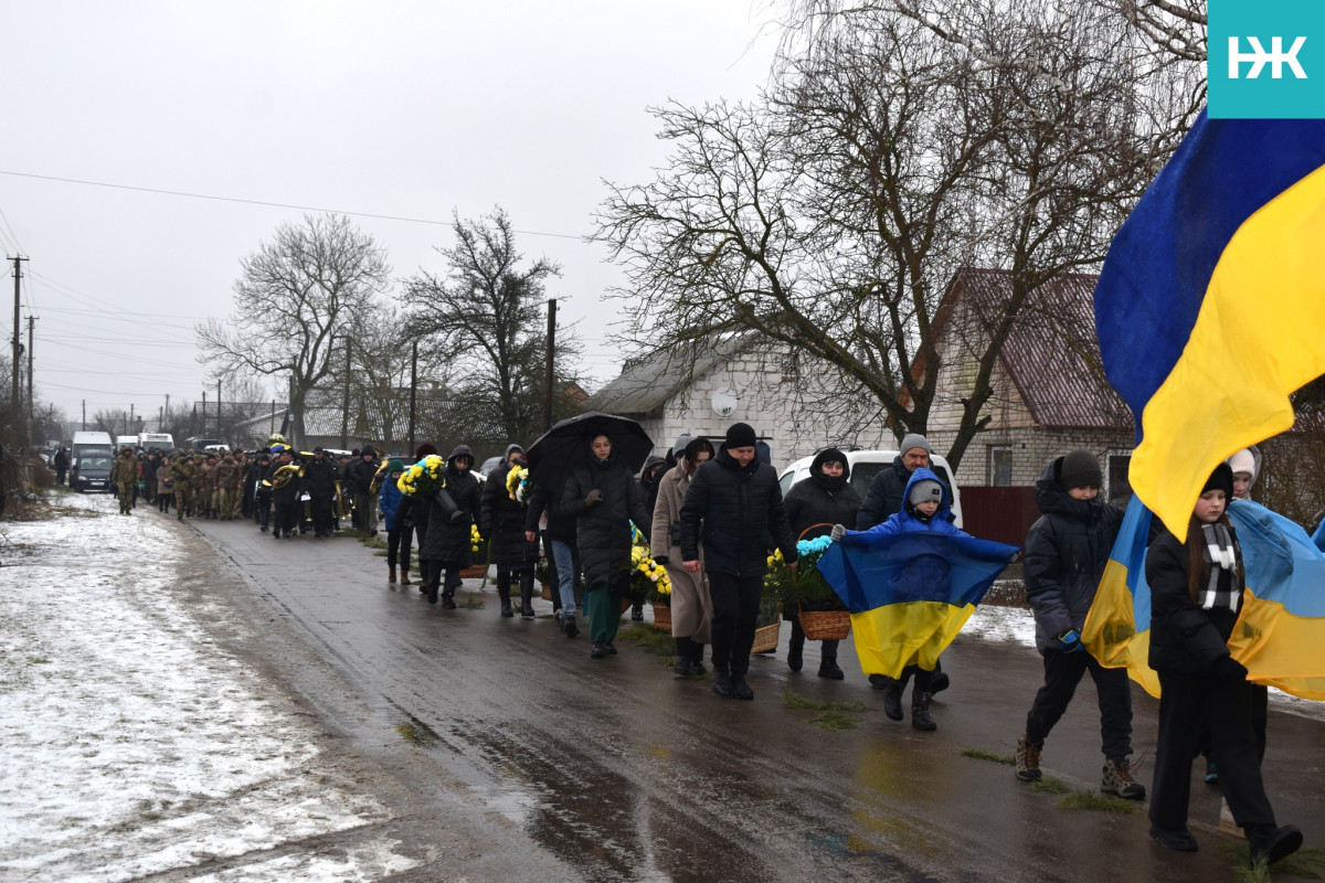 Серце воїна не витримало побаченого й пережитого: на Волині поховали Героя Олександра Куринчука