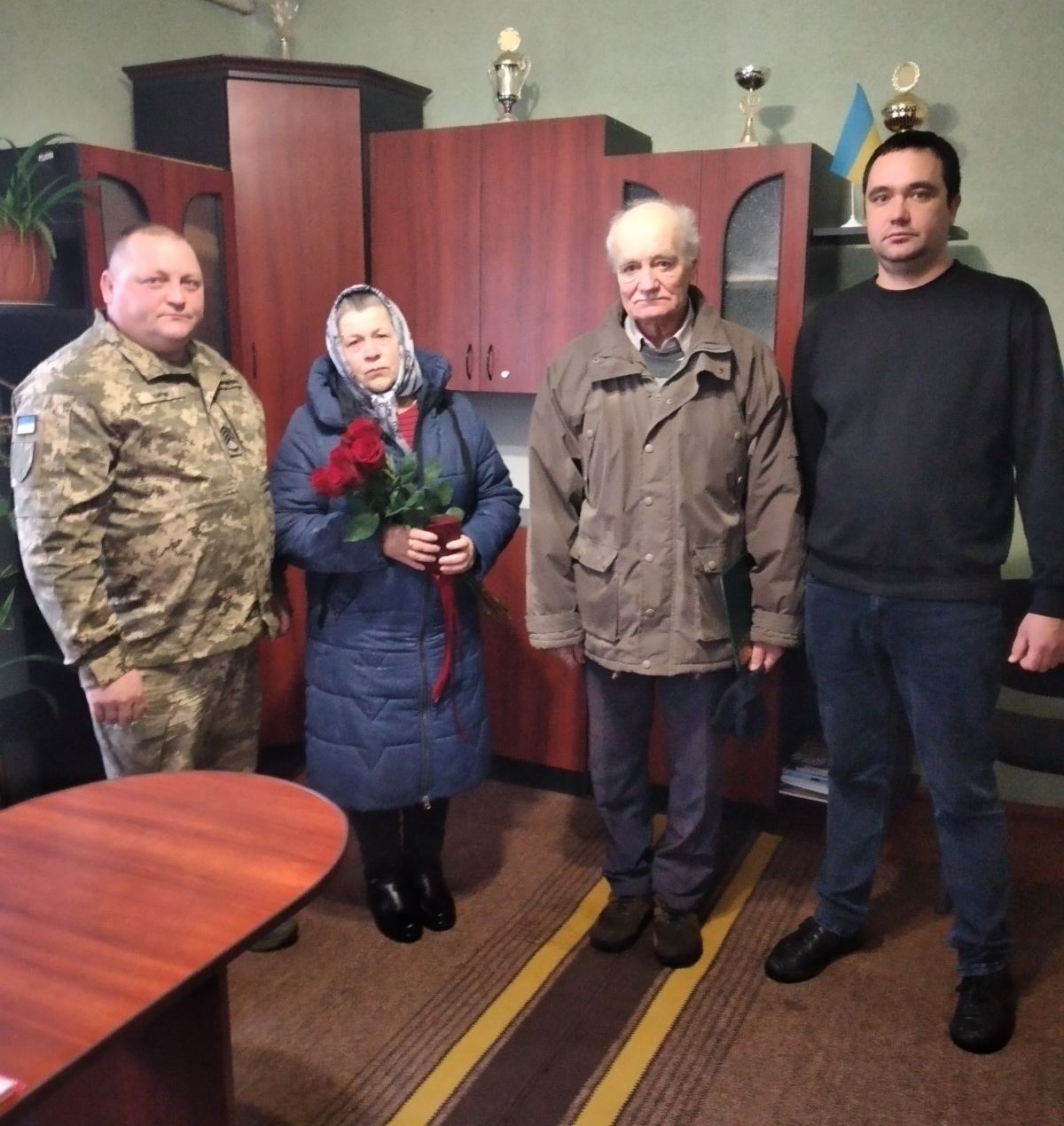 Життя молодого захисника трагічно обірвалося: на Волині батькам воїна вручили його посмертну нагороду