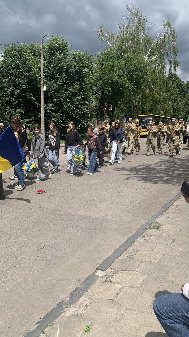 Загинув понад рік тому у Курській області: на Волині поховали Героя Віталія Борилюка