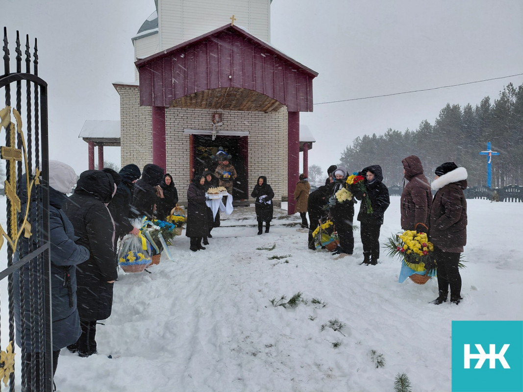 На Волині в останню дорогу провели воїна Анатолія Лукашевича