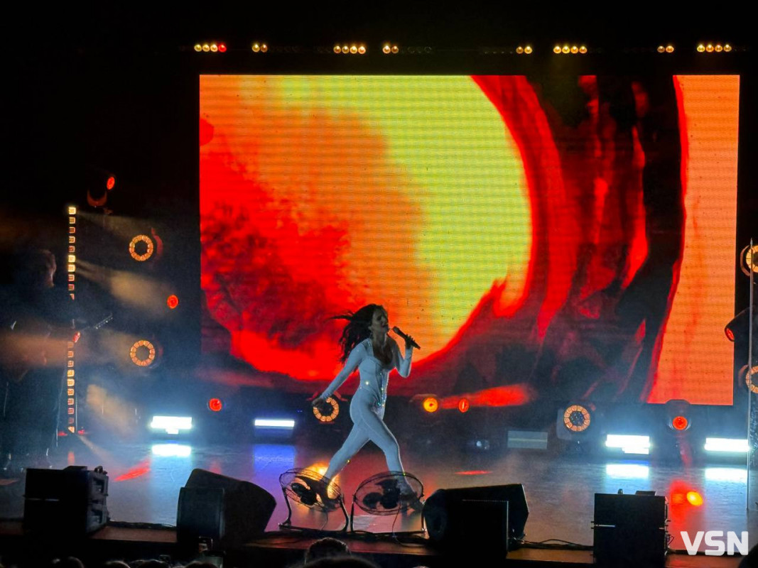 Анна Трінчер запалила Луцьк: тепло, жіноча енергія й пісні для душі