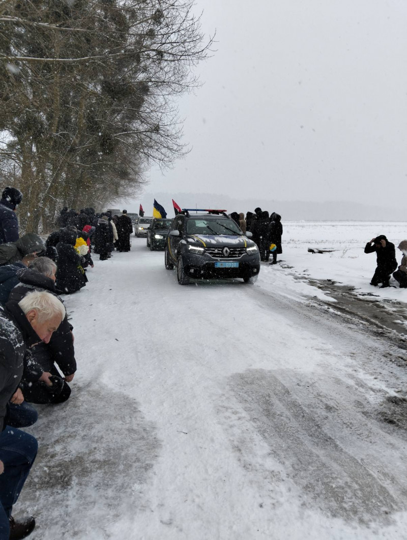 На Волині провели в останню земну дорогу військового Василя Ярмолюка