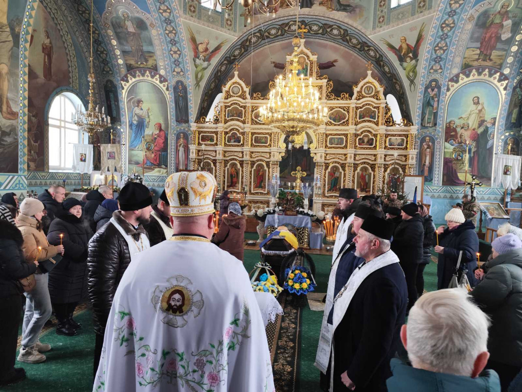 Загинув понад 9 місяців тому: у Луцькому районі попрощалися із захисником Олександром Кувшиновим