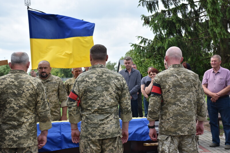 На Волині поховали Героя Олександра Шишка, який загинув 11 місяців тому