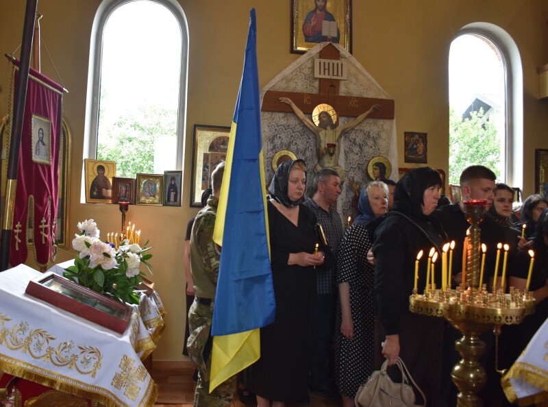 Біля Луцька попрощалися з правоохоронцем Віктором Масюком