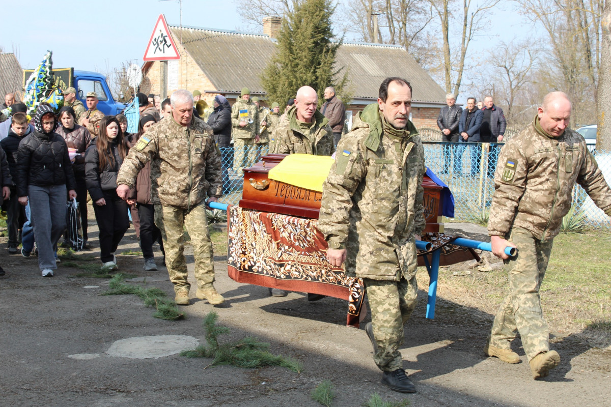 Вважався безвісти зниклим з грудня 2024 року: на Волинь на вічний спочинок повернувся Герой Володимир Сасовський
