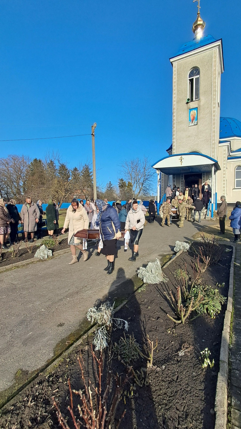 На Волині попрощалися із ветераном АТО Русланом Семенюком