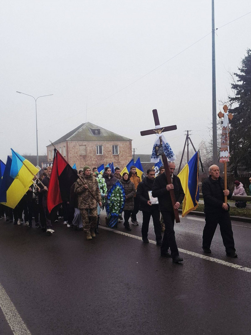В останню путь провели захисника з Волині Олександра Мойсеєва