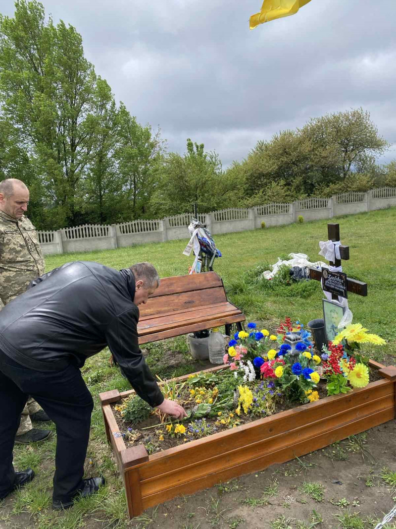 У селищі на Волині родині загиблого Героя вручили орден «За мужність» ІІІ ступеня