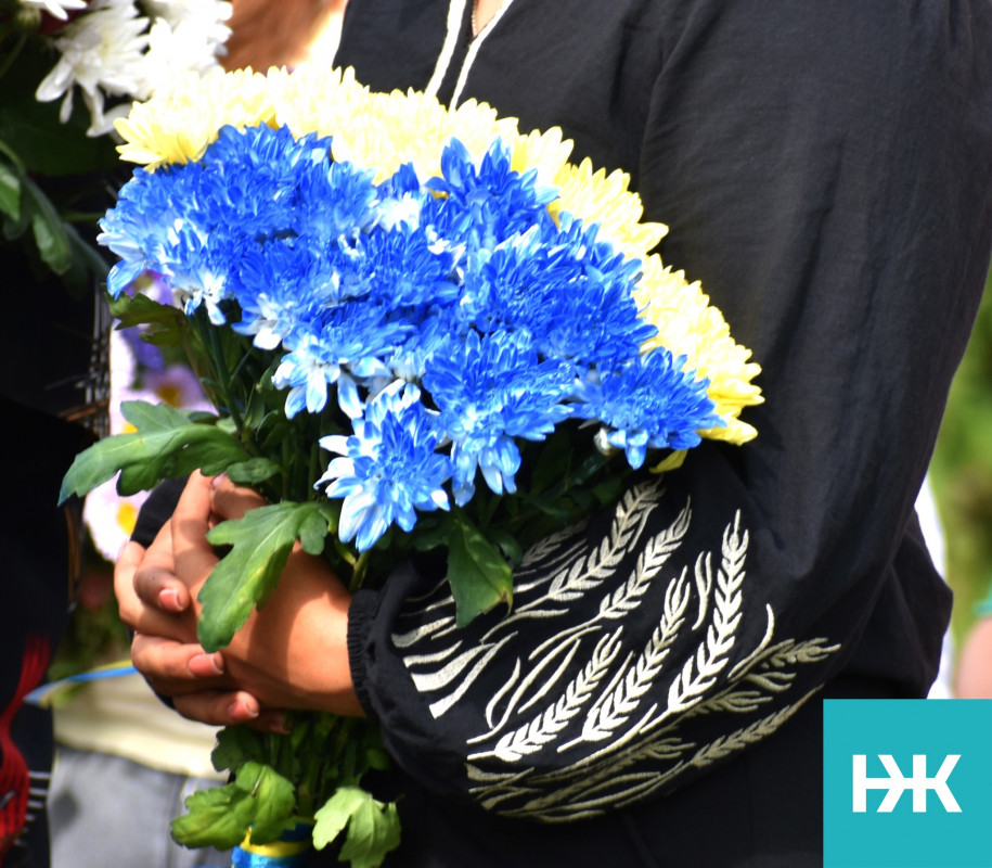 Сльози, голуби та шана загиблим захисникам: у громаді на Волині відкрили Алею пам’яті Героям