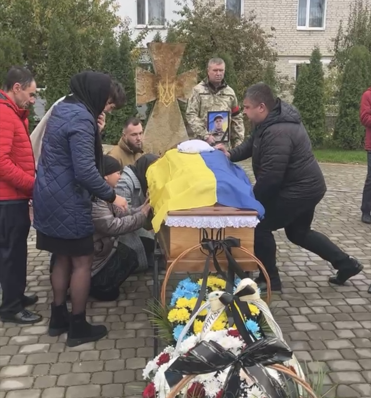 Загинув від ворожого скиду з БпЛА: на Волинь назавжди повернувся Герой Віктор Яручик