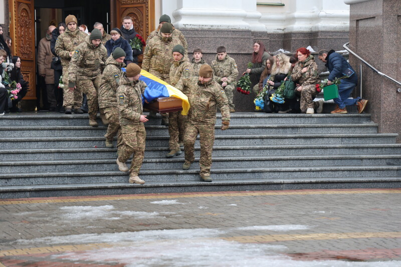 Навіки 29: у Луцьку попрощалися з військовослужбовцем Олексієм Бондаренком