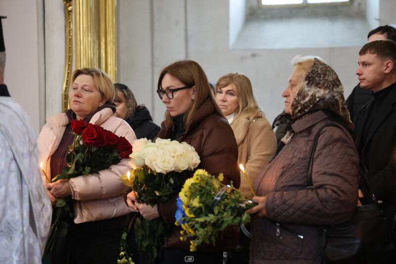 Загинув у вересні минулого року: у Луцьку попрощались з Героєм Дмитром Загурним
