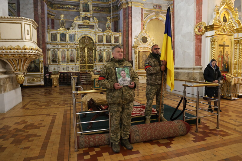 Майже через рік після загибелі у Луцьку попрощалися з 31-річним воїном Андрієм Грицюком