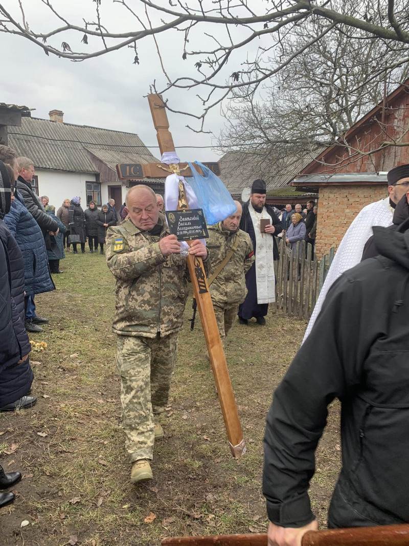 Громада на Волині провела в останню путь Героя Василя Залевського