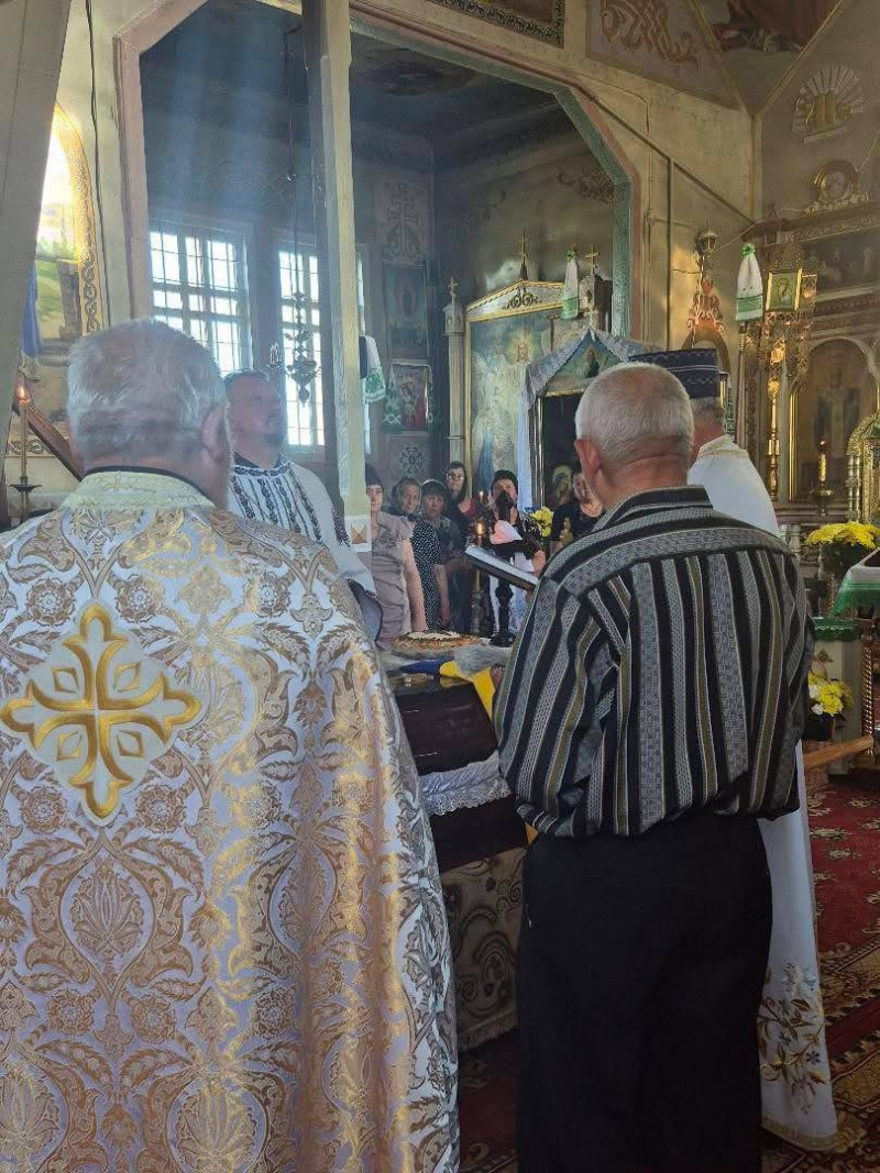 На Волині провели в останню путь воїна Анатолія Кривоша, який з перших днів повномасштабного вторгнення боронив Україну