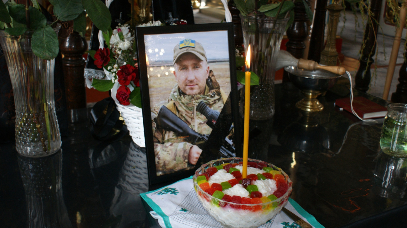 До останнього подиху – за Україну: у Луцькому районі попрощалися з Героєм Сергієм Мандзюком