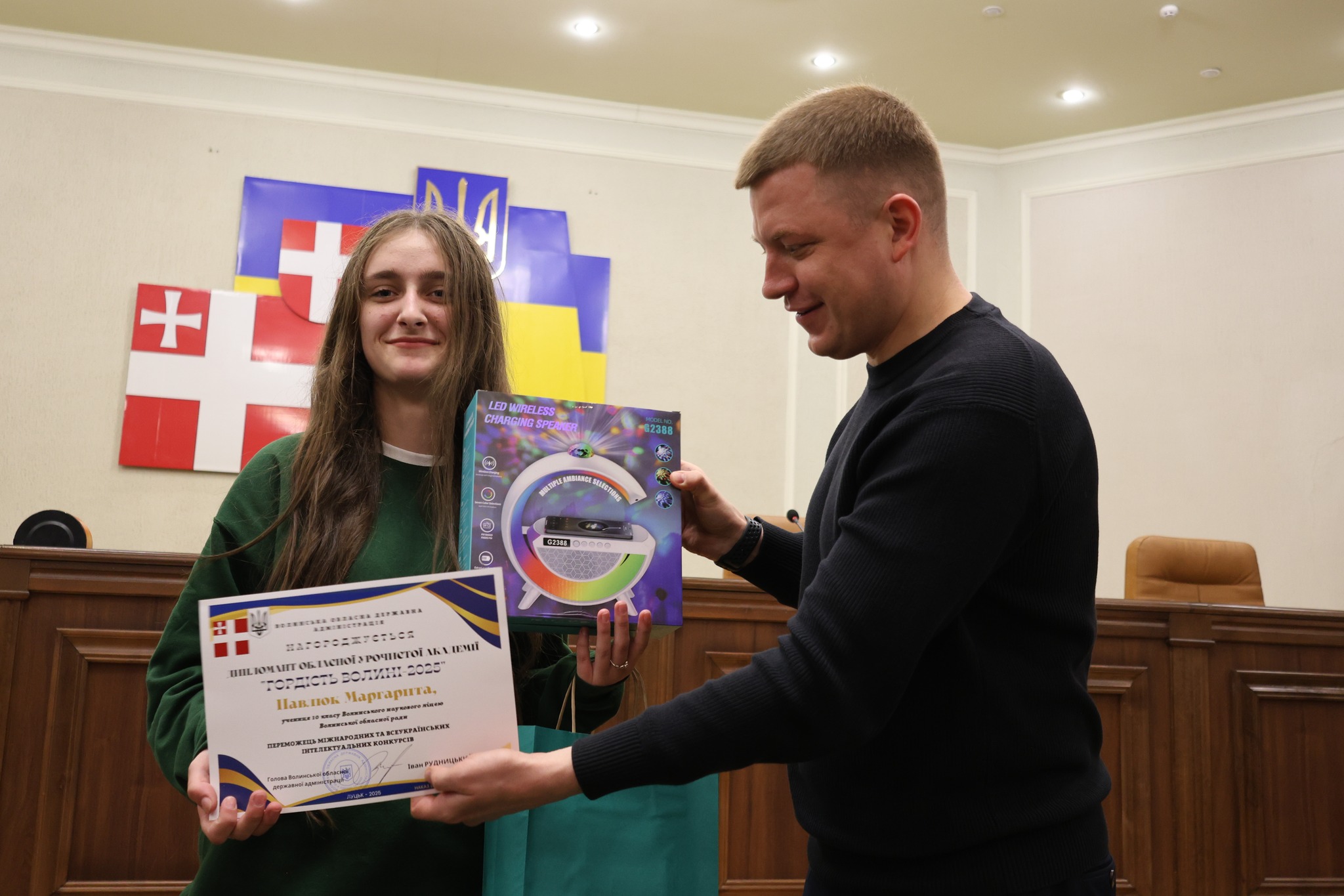 На Волині відзначили юних інтелектуалів: переможці олімпіад і конкурсів отримали нагороди