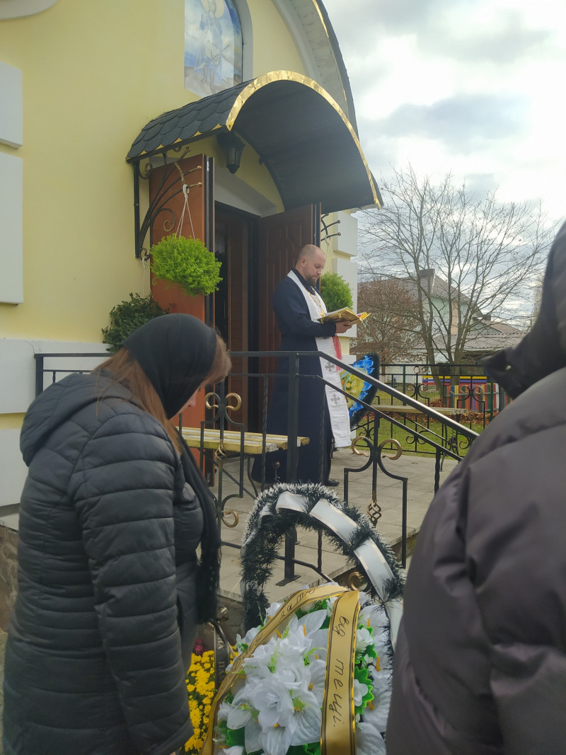 Понад рік рідні чекали звістки: на Волині поховали Героя Андрія Босюка