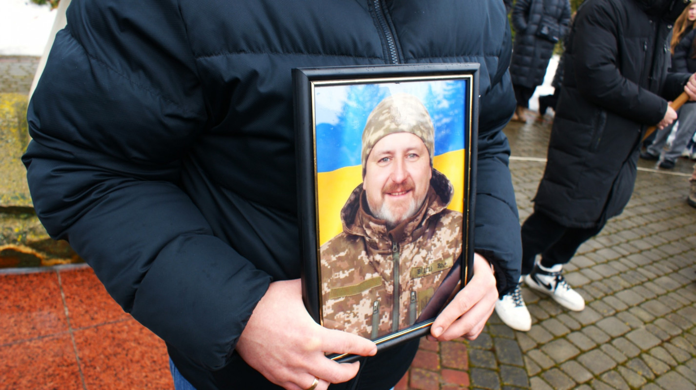 Навіки 44: на Волині попрощалися з Героєм Анатолієм Репшем