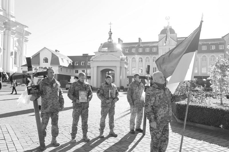 Загинули на Донеччині: у Луцьку попрощалися з Героями Олегом Троцюком та Ігорем Кунашиком