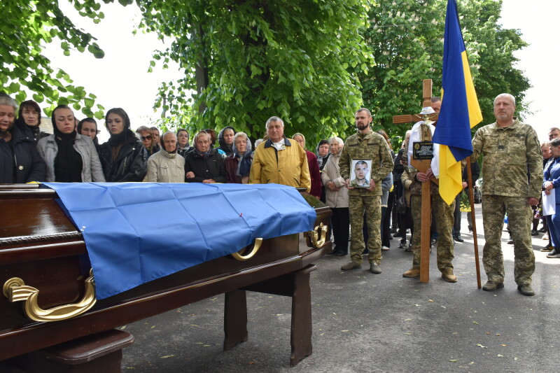 У Луцьку в один день прощалися з трьома Героями - Сергієм Кравченком, Андрієм Крачуновим та Олексієм Каплуном