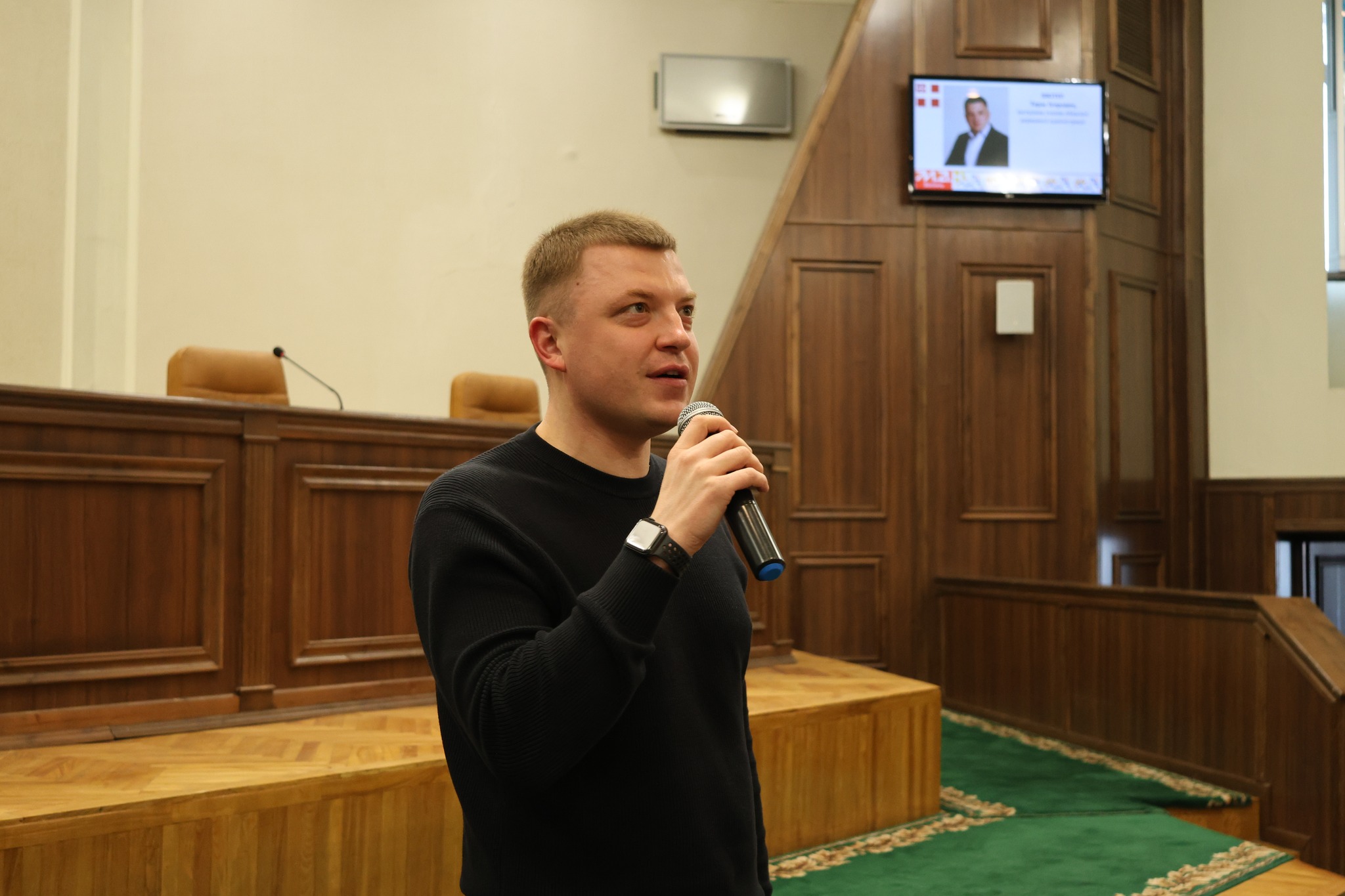 На Волині відзначили юних інтелектуалів: переможці олімпіад і конкурсів отримали нагороди