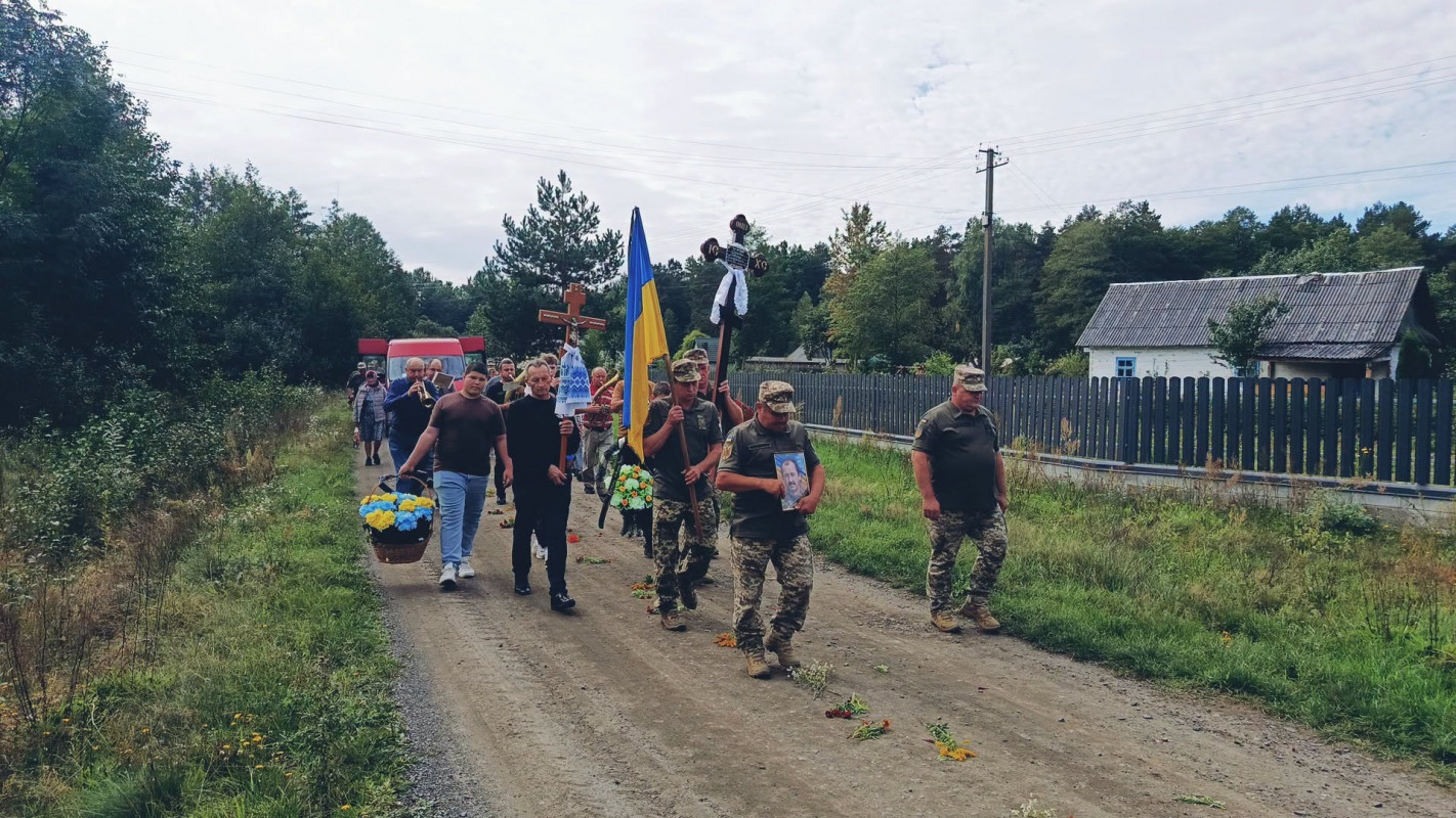 На Волині попрощалися із 54-річним захисником, який воював ще в АТО
