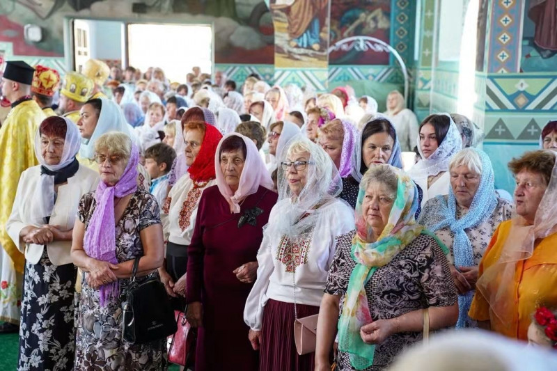 У місті на Волині відзначили 30-річчя Покровського собору: митрополит Михаїл очолив Літургію