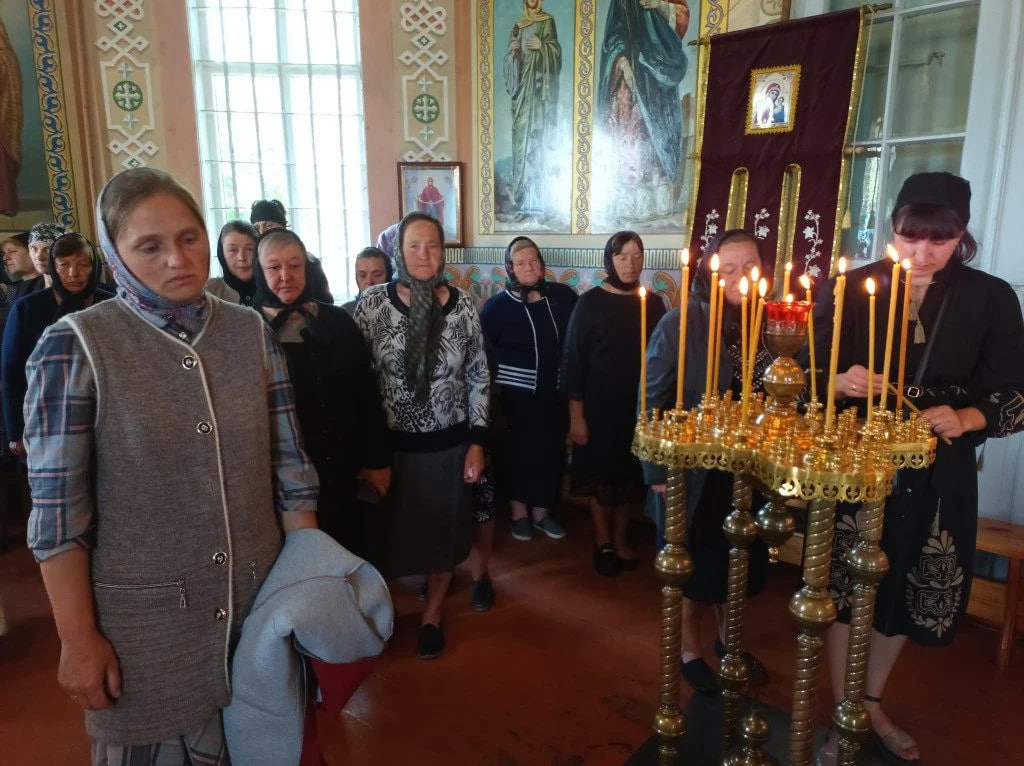 Додому Герой повернувся у домовині: на Волині попрощалися з полеглим на фронті Іваном Каменчуком