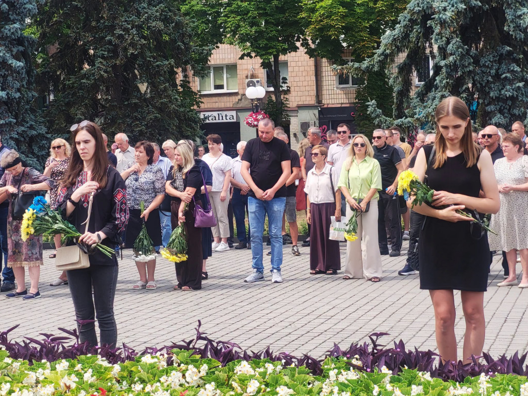 Життя обірвала війна за кілька місяців до 50-річчя: на Волині попрощалися із Героєм Віталієм Мартинюком