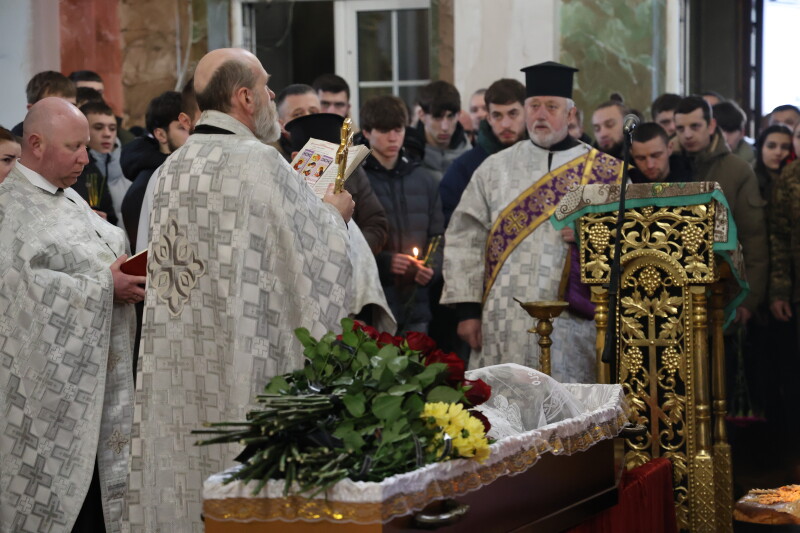 Навіки 29: у Луцьку попрощалися з військовослужбовцем Олексієм Бондаренком