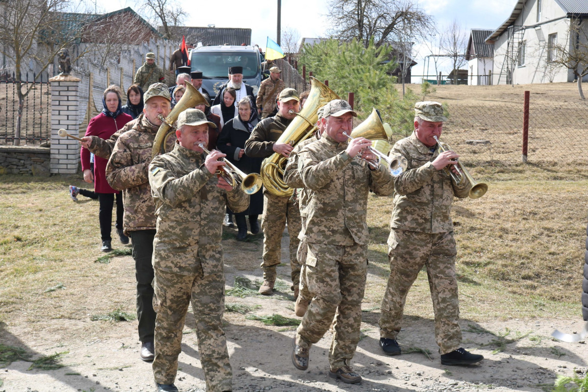 Навіки 45: на Волині попрощалися із військовослужбовцем Василем Скорупським