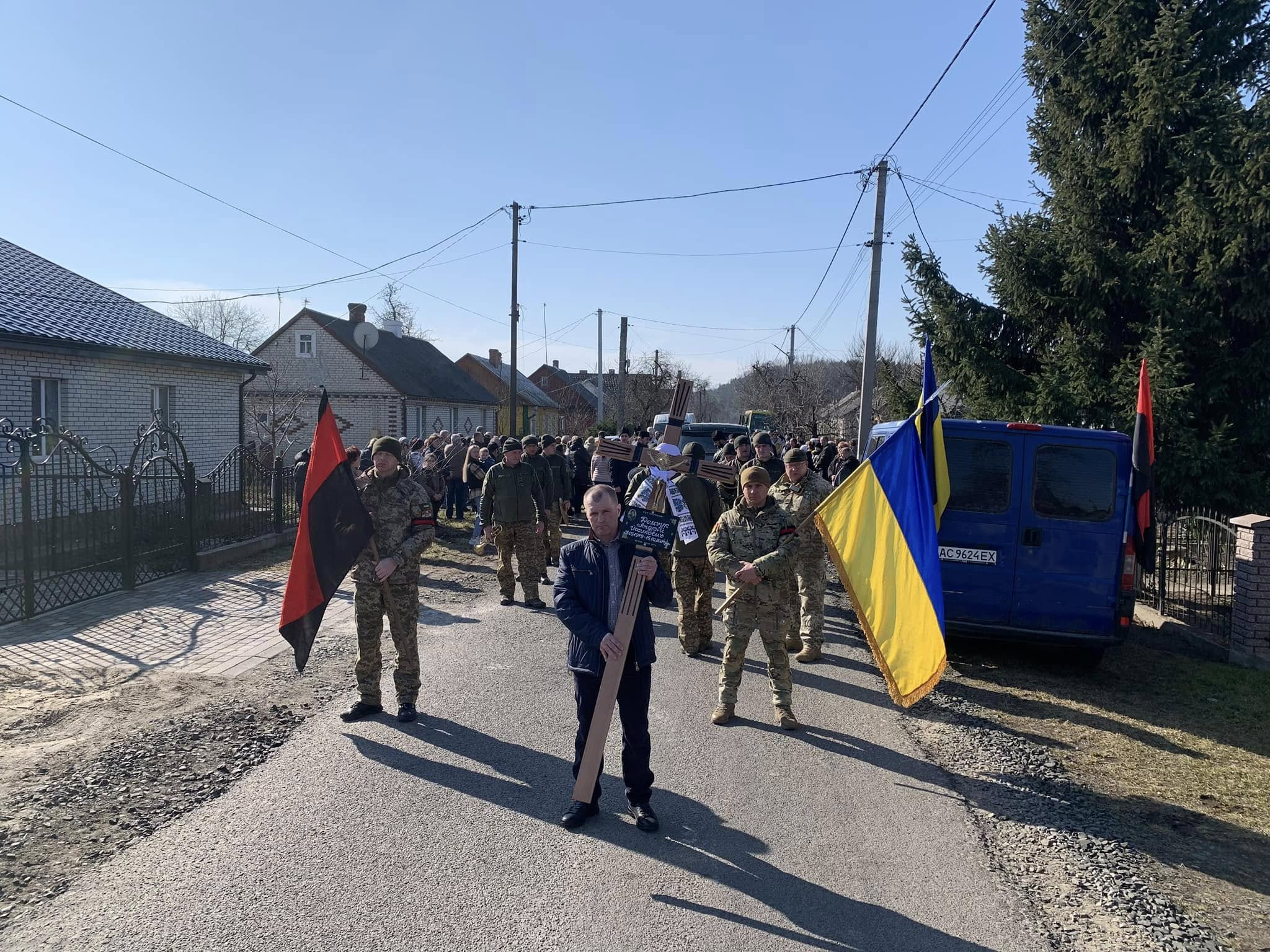 Загинув майже пів року тому: у громаді на Волині провели в останню дорогу Героя Андрія Демчука