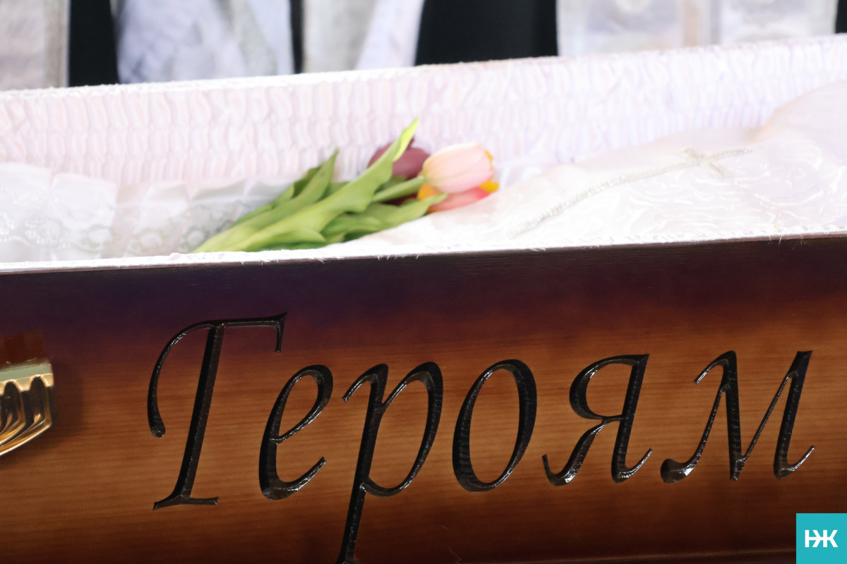 Пройшов АТО та пекло полону: на Волині попрощалися з Героєм Олександром Домальчуком