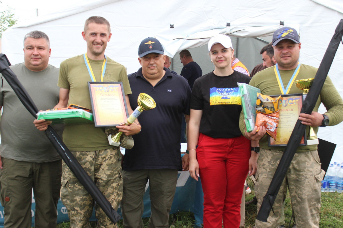 Змагання для захисників: ветерани Луцького району рибалили на турнірі